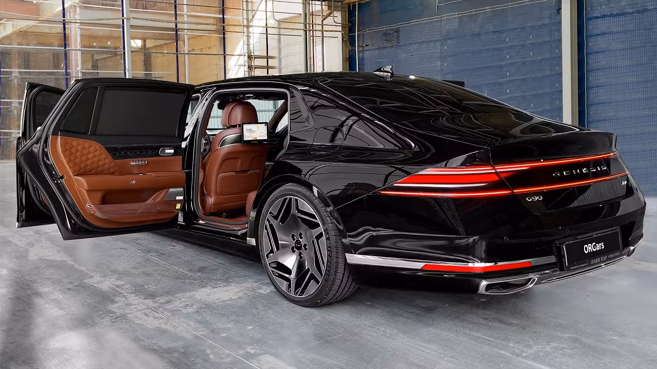 2025 Genesis G90